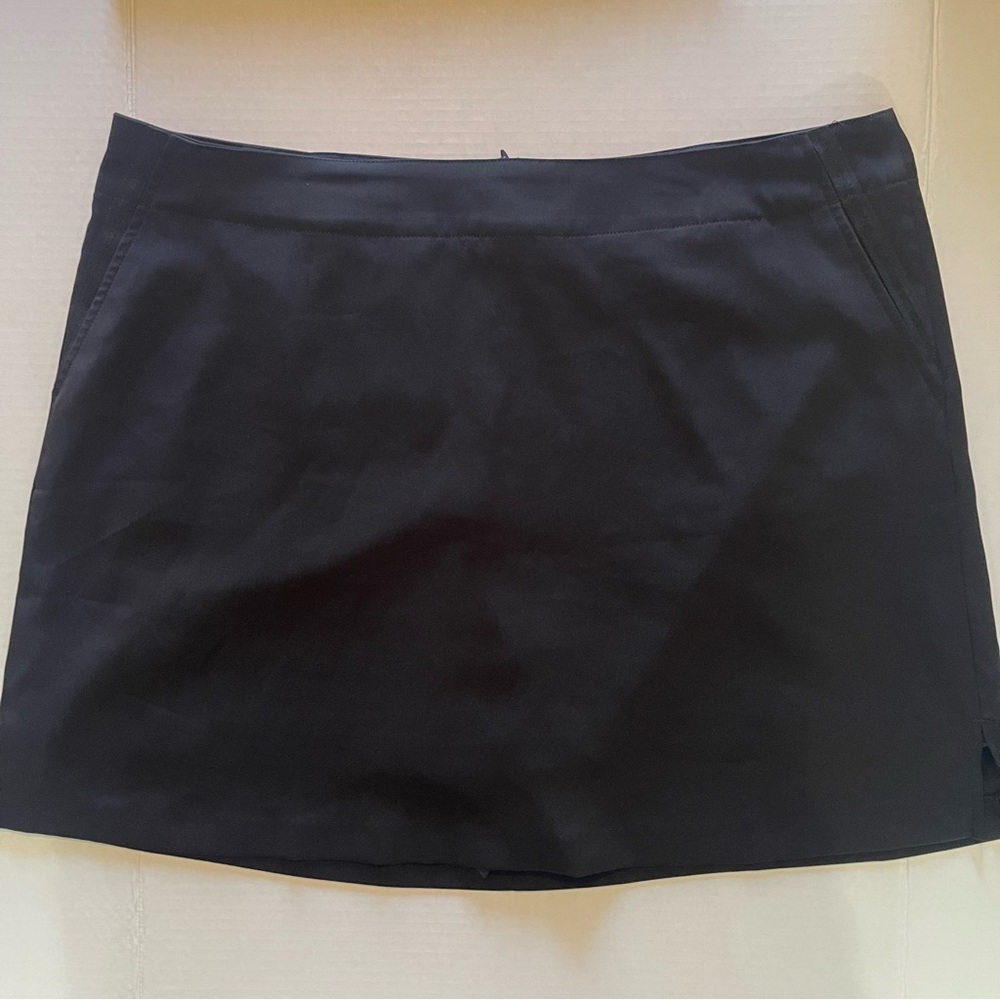 Lady Hagen Essentials Golf Skort (Solid black)
